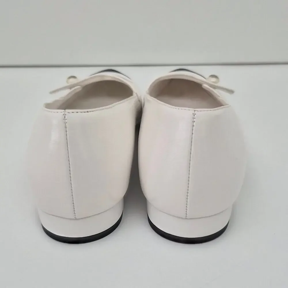 Chanel Shiny Lambskin Pointed Toe CC Ballet Flats US 9 / EU 39 White Black